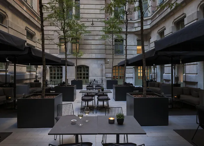 Kozmo Suites & Spa - Small Luxury s Of The WorldHotel Stelle